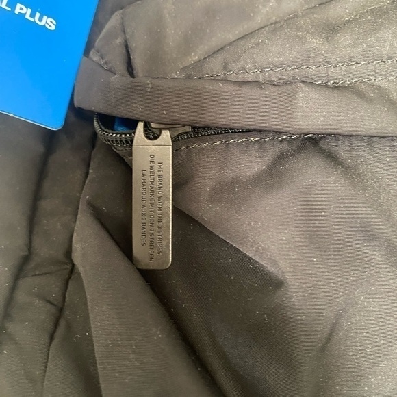 NWT ADIDAS ORIGINAL BLACK BACKPACK WITH BLUE INTERIOR - Picture 2 of 9